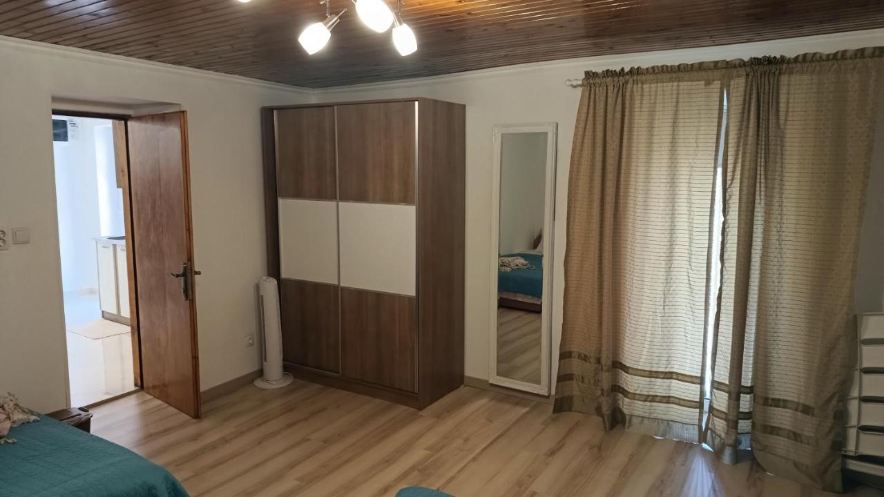 Apartment Dinka Kornić Exteriör bild